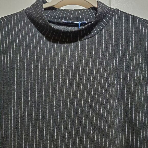 Zara Woman Pinstriped Mock Neck Midi Dress Size M - Picture 3 of 9